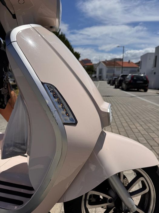 Scooter UM Chill 125cc