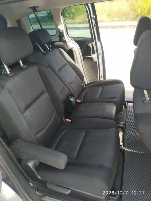 Продам автомобіль Mazda 5