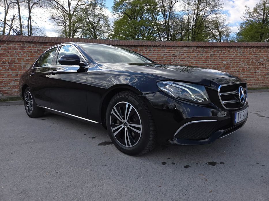 Mercedes-Benz Klasa E 220 d 4matic 2-gi właściciel salon RP serwis bezwypadkowy stan idealny