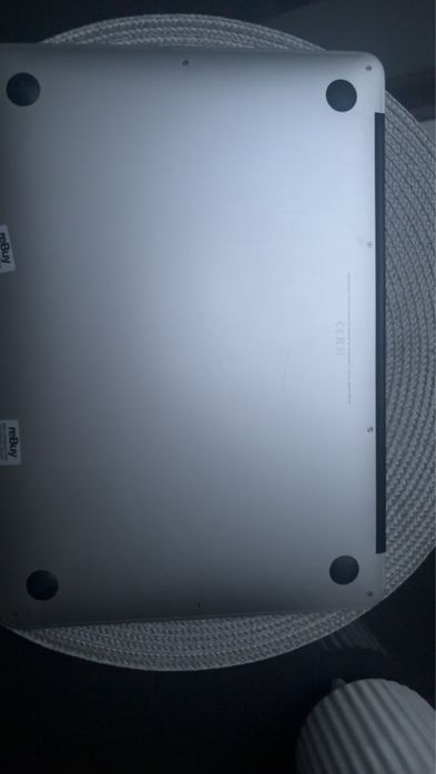 MacBook Air 13 2017 / i5 / 8GB  RAM /