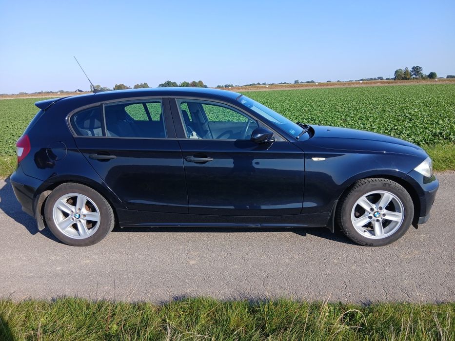BMW E87 2.0B  2006r