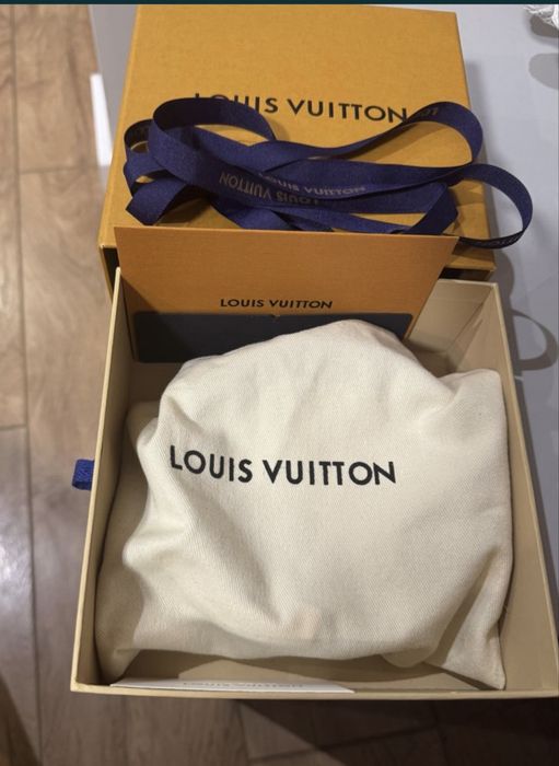 Двосторонній ремінь louis vuitton lv