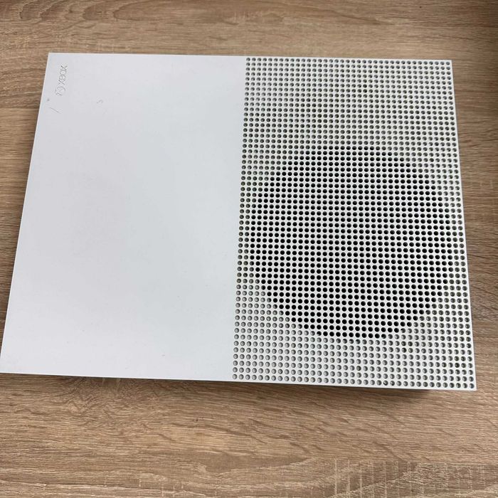 Xbox One S Digital 1TB – konsola + pad + kabel zasilający – sprawna