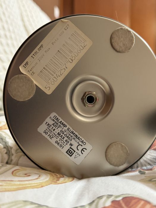 2 Candeeiros de Mesa