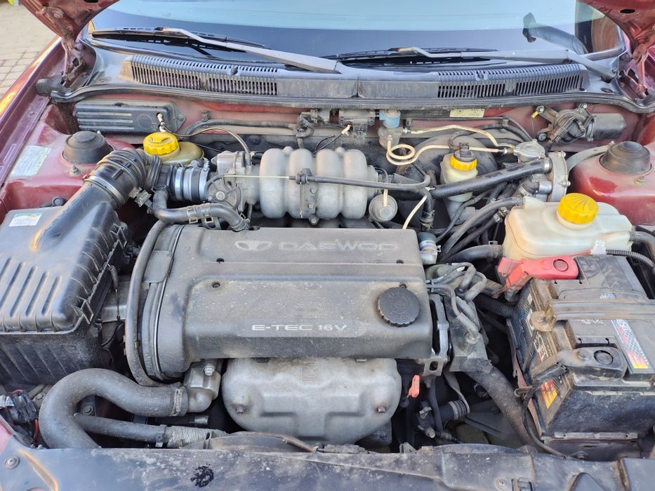 Daewoo  Nubira SX