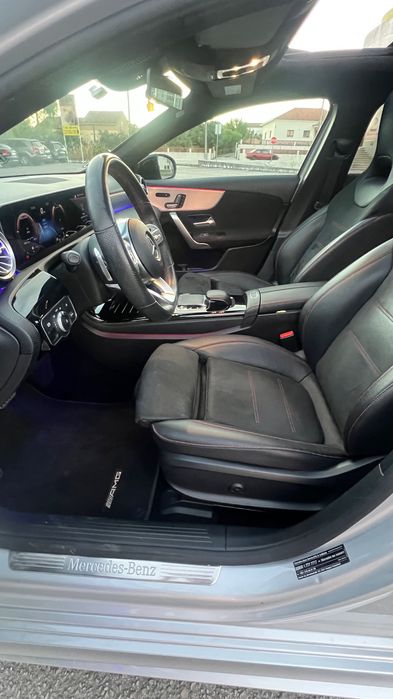 MERCEDES-BENZ A-250 AMG EDITION | 224cv | Full Extras | Gasolina |