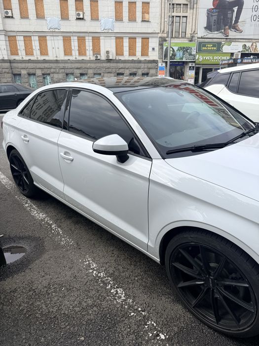 Audi A3 2018 року двигун 2.0