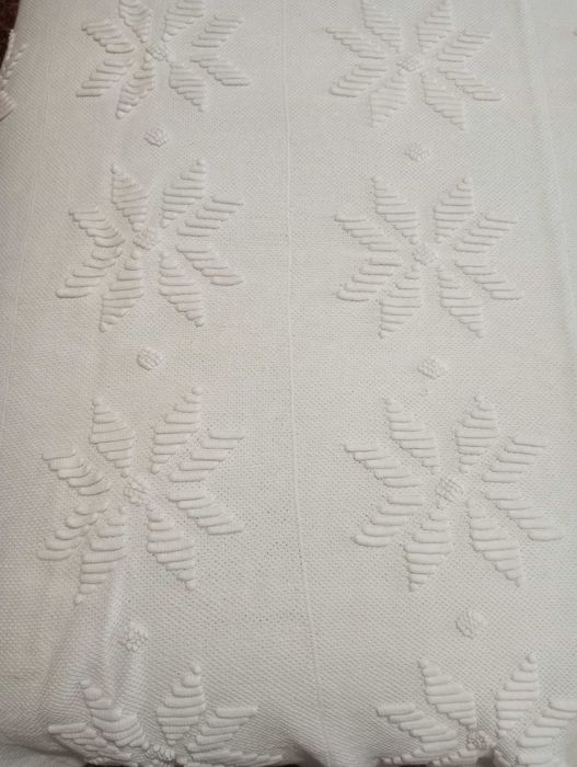 Colcha de croché branca