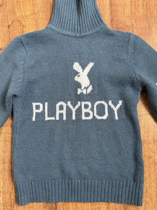 Светер Playboy.