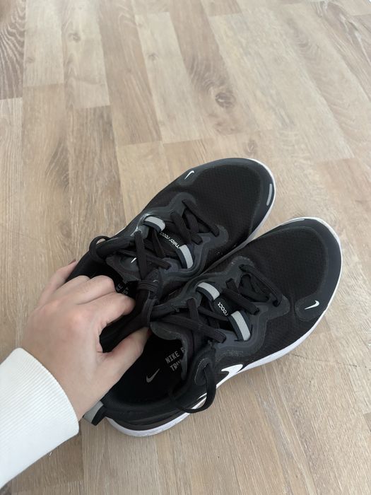 Ténis Nike pretos 36,5