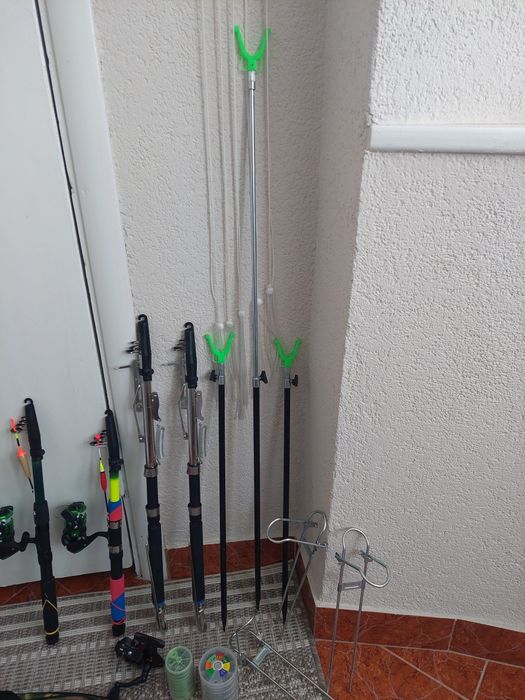 Снасті, удочки спінінги катушки садок сачок