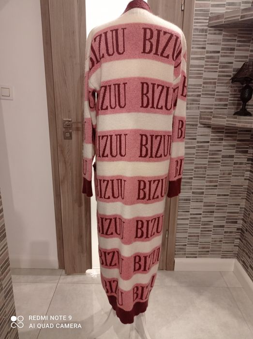 Kardigan Bizuu, super stan
