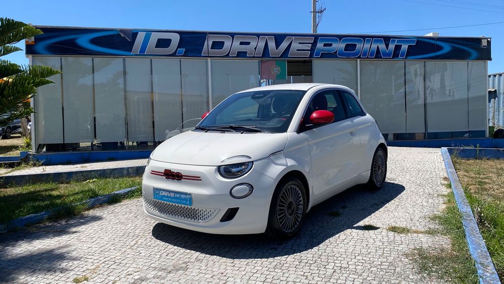 Fiat 500e (RED)