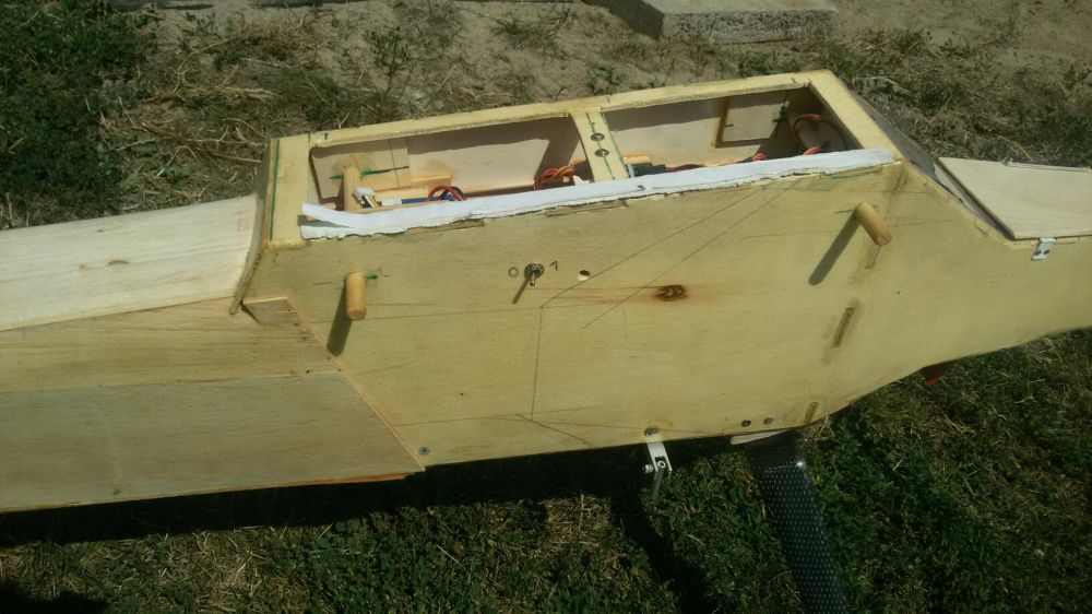 Samolot RC 2m 4.7kg 2kW RTF