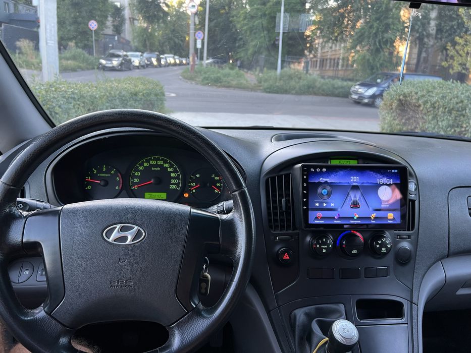 Hyundai H-1 2008 VIN KMFWBH7JP8U057140 фото оголошення 23 з 24