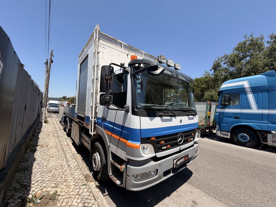MERCEDES ATEGO 16T 240cv Porta Maquinas Excelente com Oficina 2010 Apenas 447.000km ###OPORTUNIDADE###