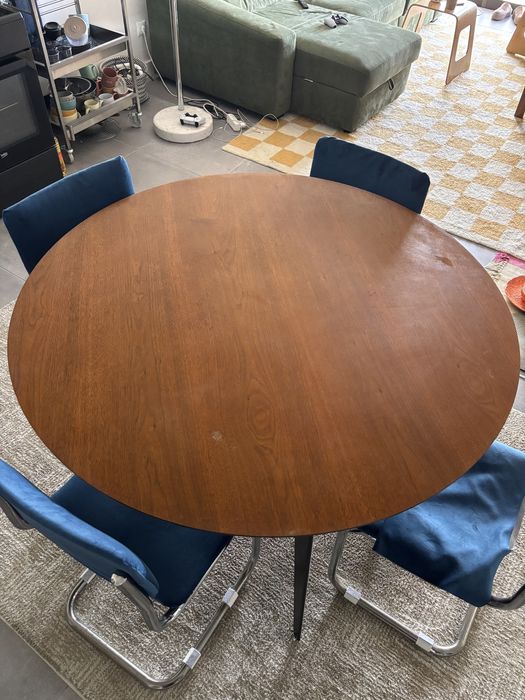 Mesa de Jantar Laredout