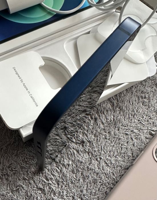 iPhone 12 Blue Neverlock