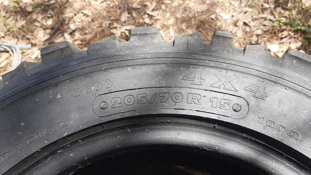 Peneus Fedima 205/70 R 15