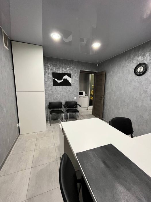 Здам окреме приміщення 50м2 біля метро Салтівське.