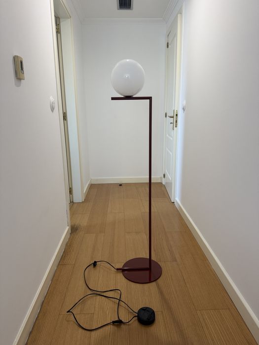 Candeeiro de Pé Flos IC F1 Original – Bordô/Burgundy