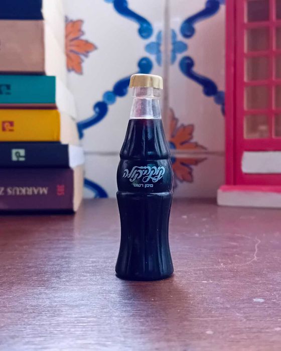 VINTAGE Coca-Cola – Conjunto 6 Mini Garrafas com Caixa – Anos 90