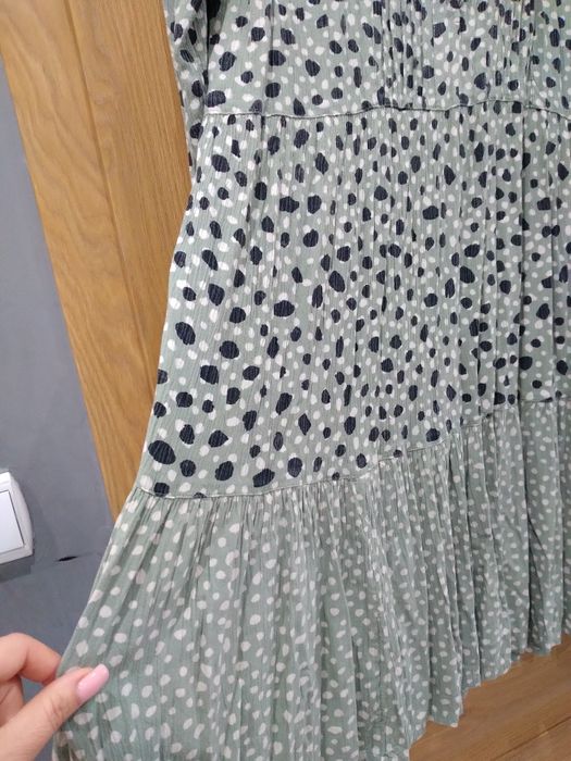 Cudna sukienka FAT FACE rozmiar L/2XL biust 110cm