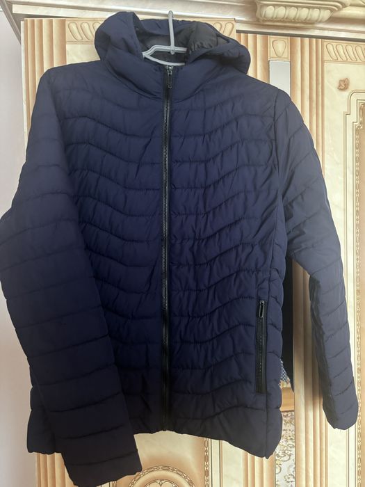 Куртка демісезонна