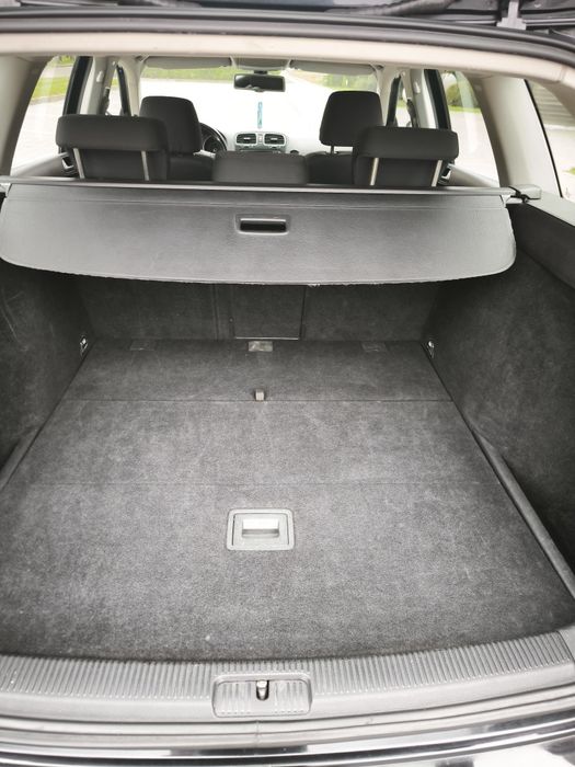 Volkswagen Golf VI