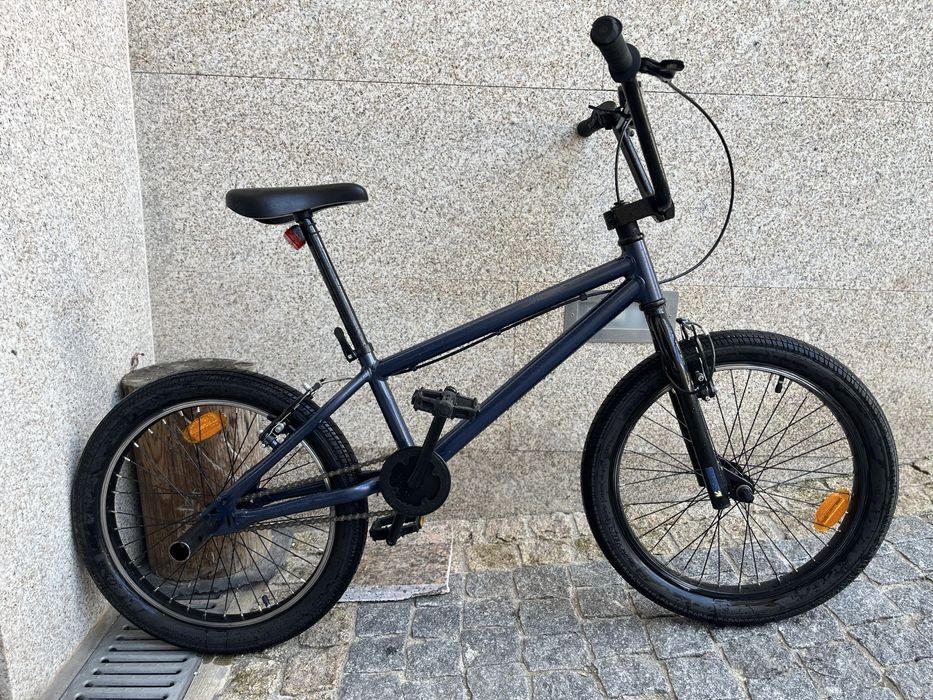 Bicicleta  bmx da decatlon em muito bom estado