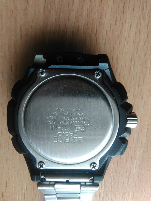 Часы Casio EF-100