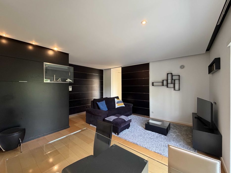 Arrendo Apartamento T1 Mobilado em Santa Clara, Leiria