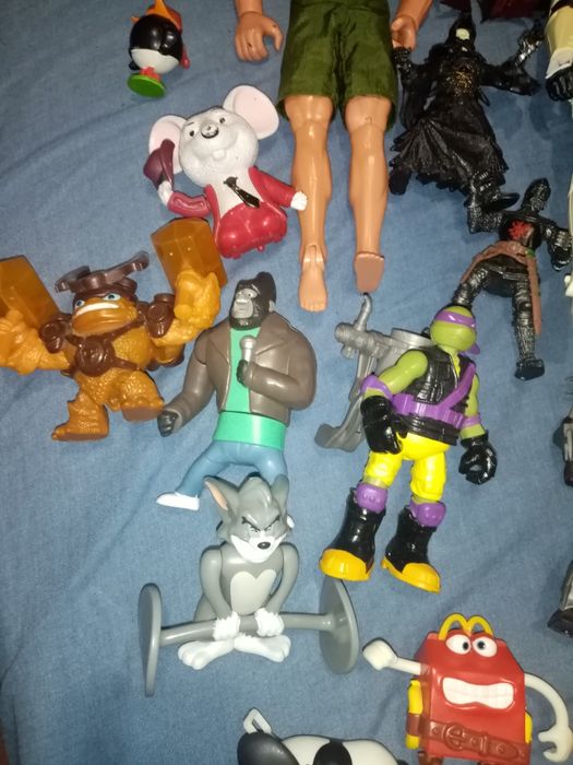 Игрушки различные