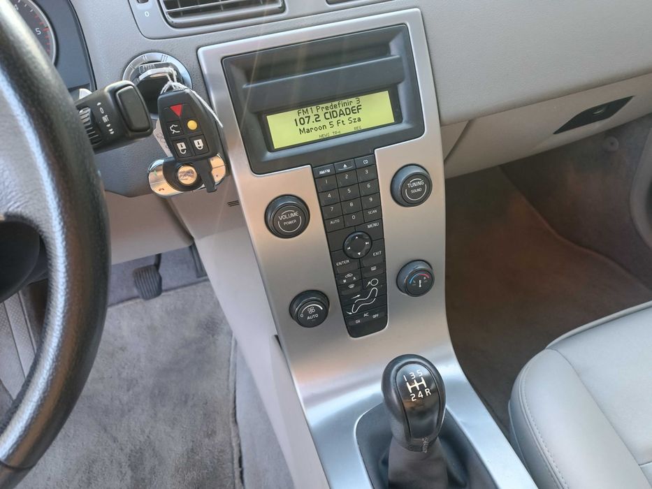 VOLVO S40 1.6d 110cv de 2006 nacional , iuc barato histórico completo