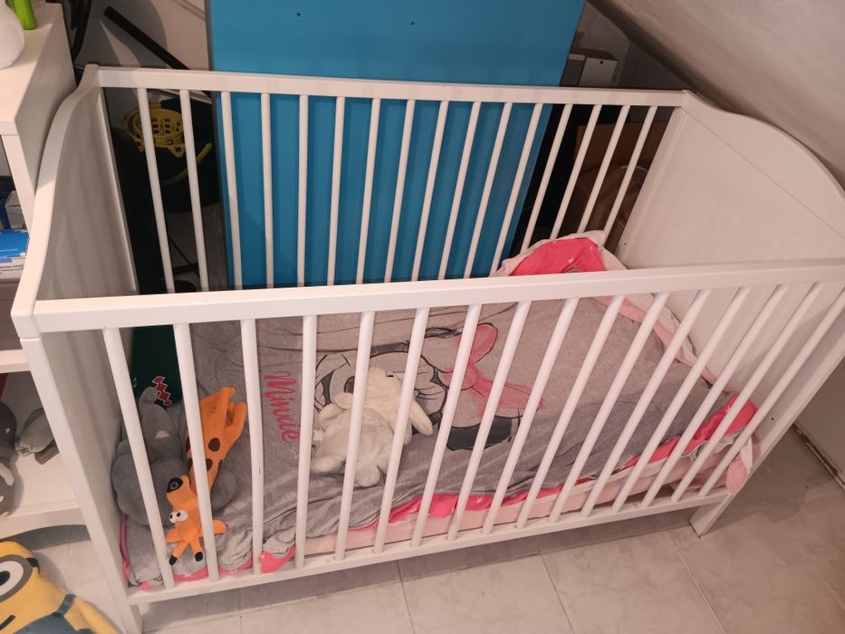 Berco + colchao+ 2conj. Lencois complet. e 2 edredons