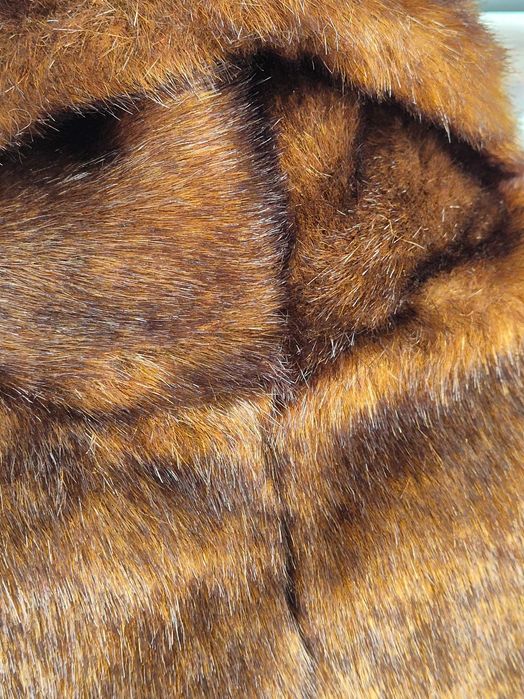 Piękne,  brązowe futerko