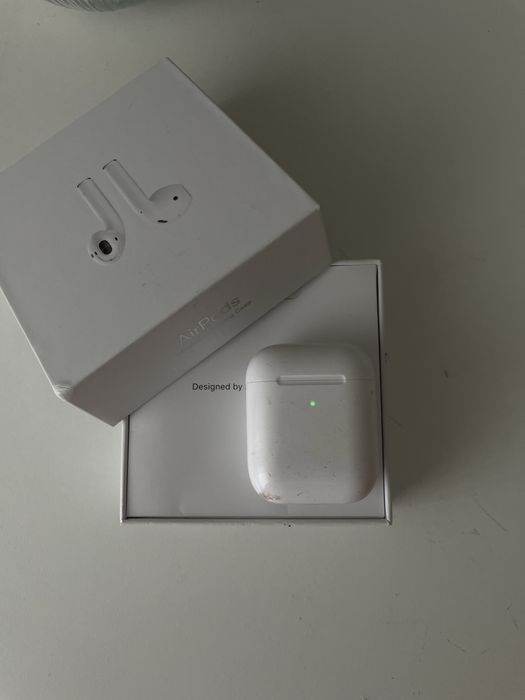 Apple AirPods 2ª Geração