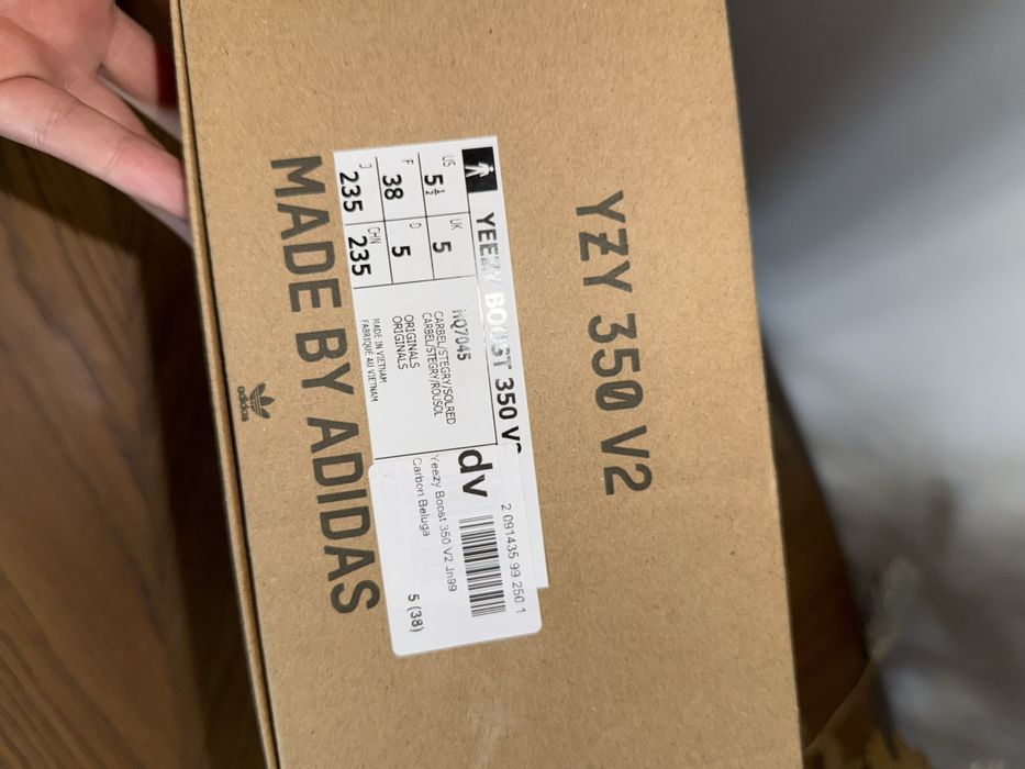 Yeezy 350 beluga v2