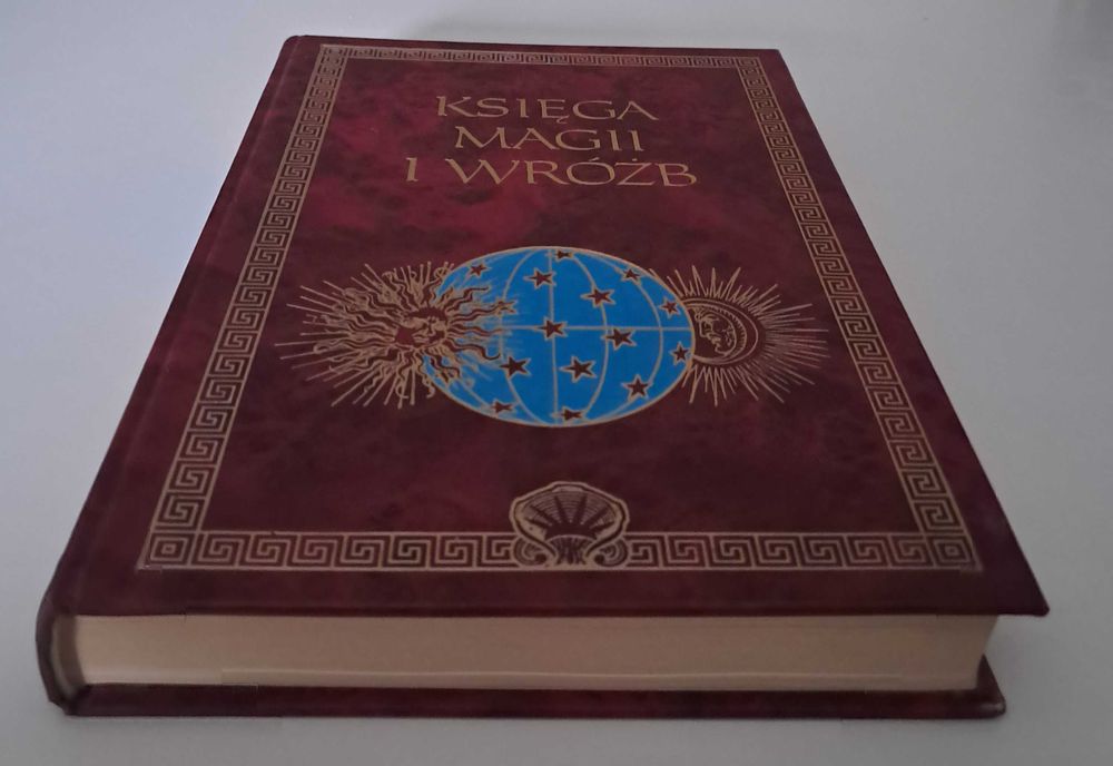 Księga magii i wróżb Victoria Naiver