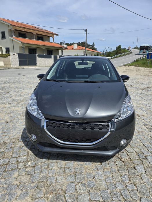 Peugeot 208 1.0 gasolina