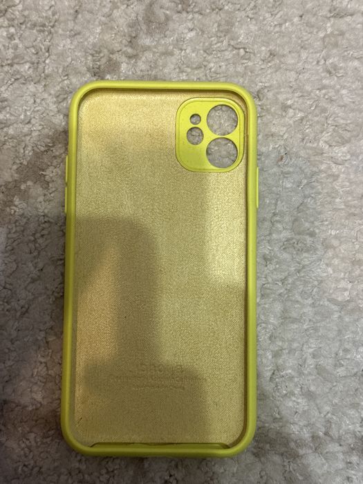 Яскравий жовтий чохол для iPhone 11