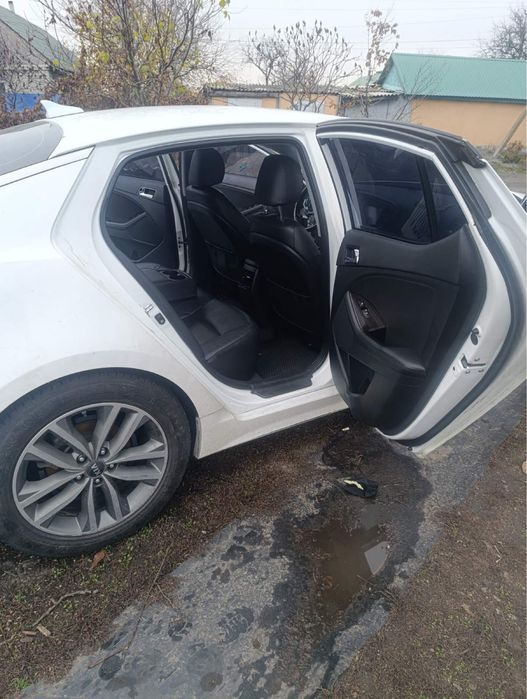 Продам  Kia   k6