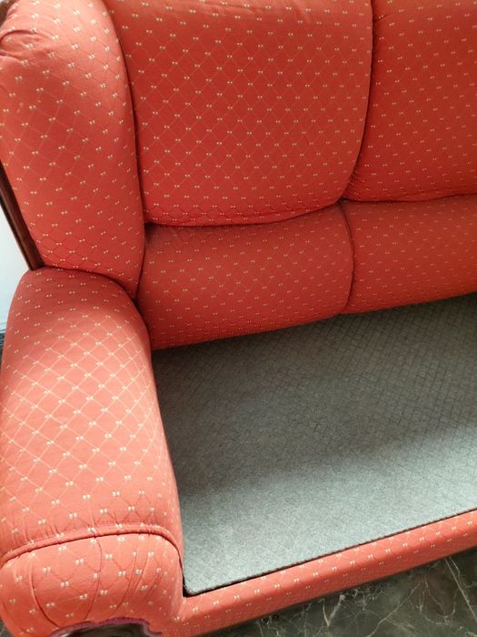 3 sófas,1 sofá de 3 lugares,+2 individuais