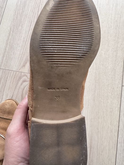 Skórzane oksfordki Mint & Berry