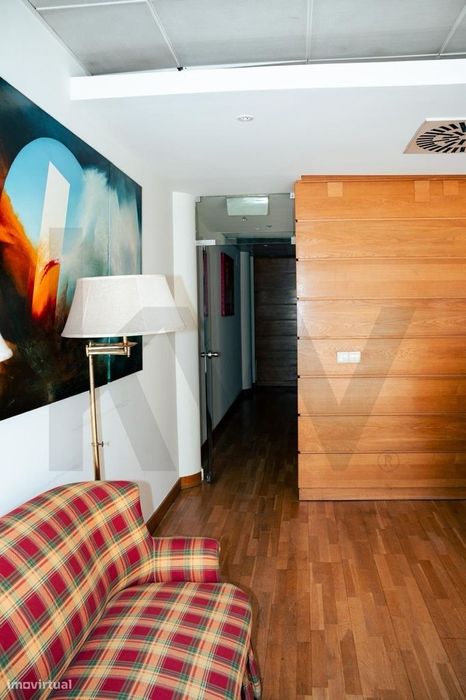 Loja para arrendamento- Alvalade