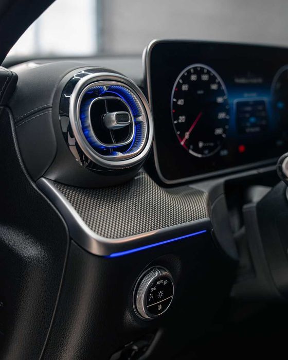 Mercedes-Benz C 300e  Hybrid AMG