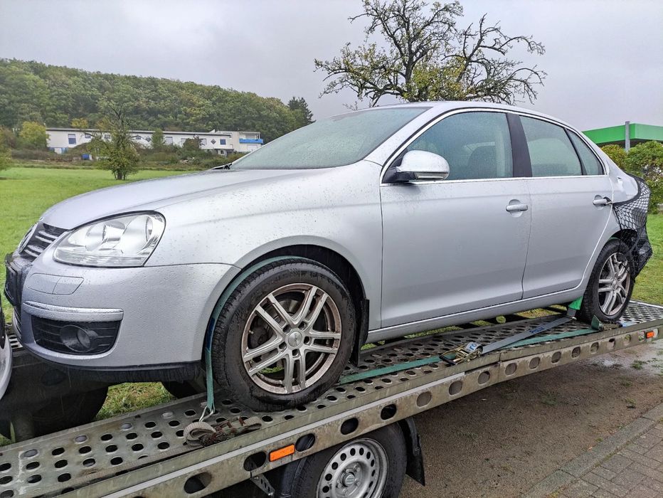 Volkswagen Jetta 1.6 benzyna 116KM COMFORTLINE zNiemiec1WŁ 90.000km 2007/2008