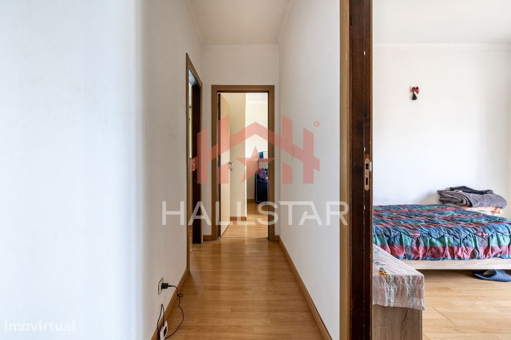 Apartamento T4 / Investimento / Cruz d’Areia
