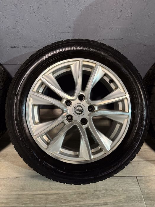 Диски  Nissan 5*114.3 R17 6.5j ET40
