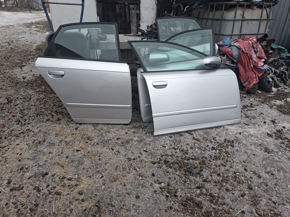 Audi a4 b7 drzwi przód prawe kompletne Europa ly7w